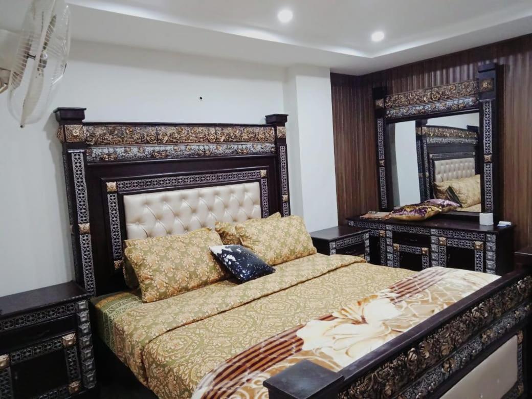 Hs Global Apartments Rawalpindi Esterno foto